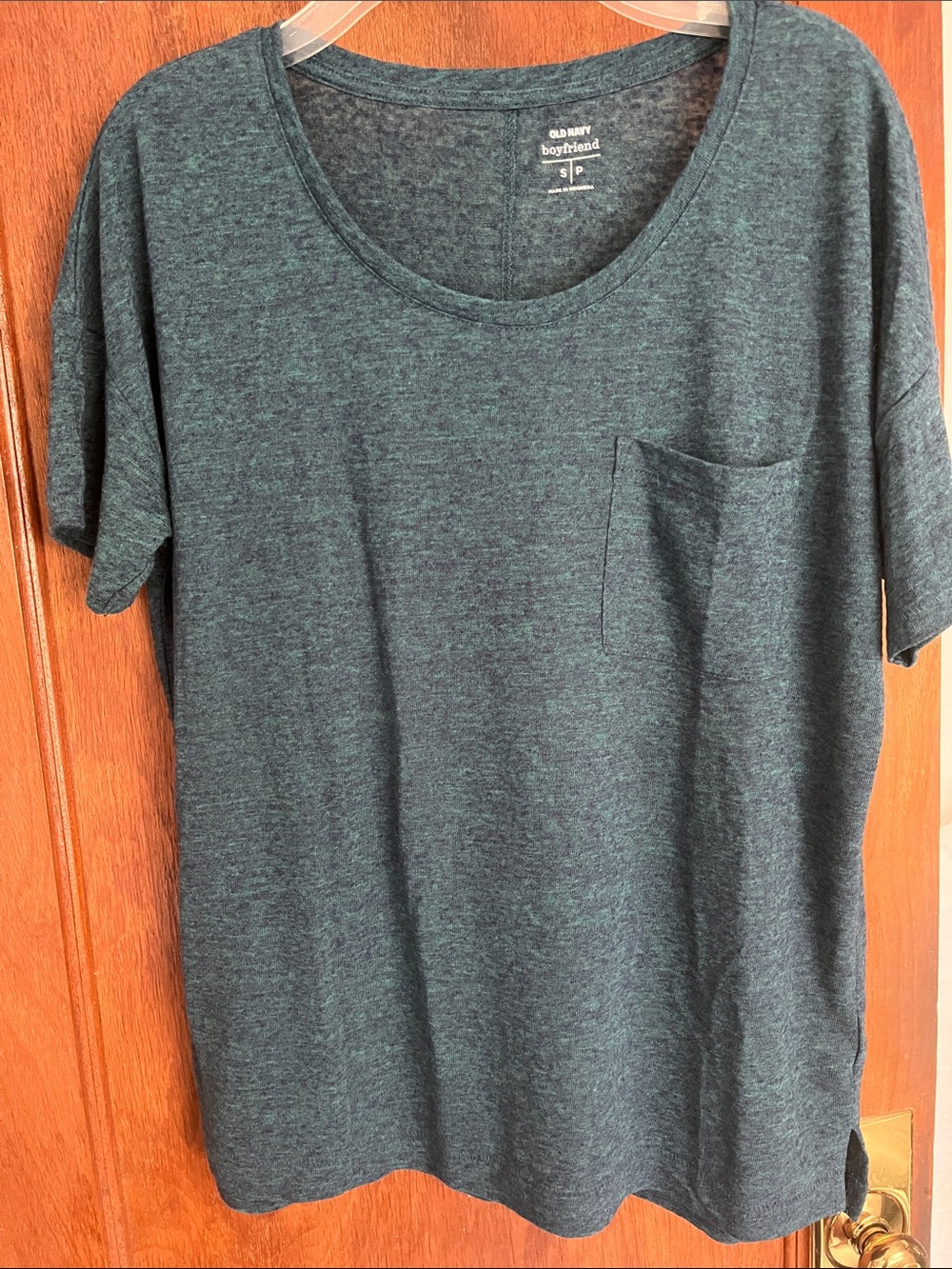 Old Navy Women’s Boyfriend Pocket Tee in Heather Teal Sz S